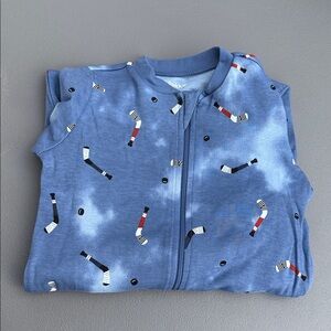 🍄3T PEKKLE pajamas, Blue Kids 1pc with Fun hockey Pattern organic cotton NWOT